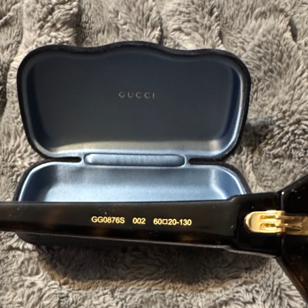 Gucci Black Gradient Square Oversized Sunglasses … - image 3
